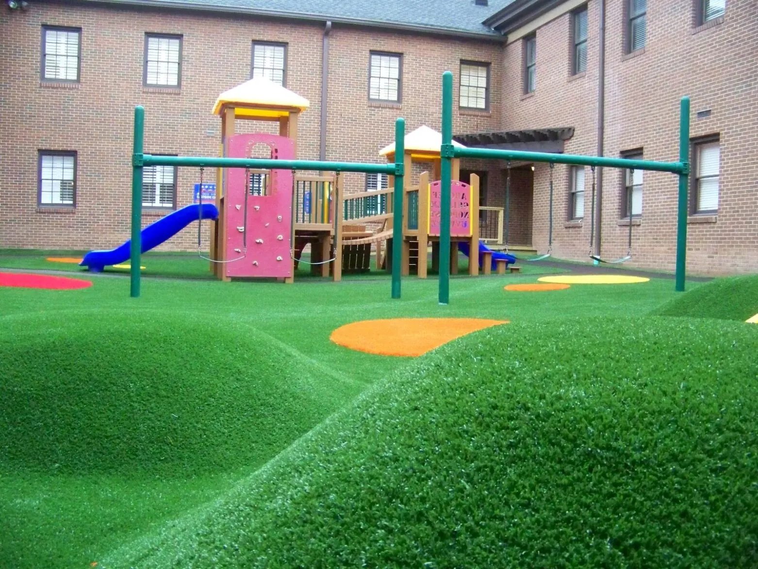 Shawgrass Recess Jump 1.25 Artificial Grass product detail