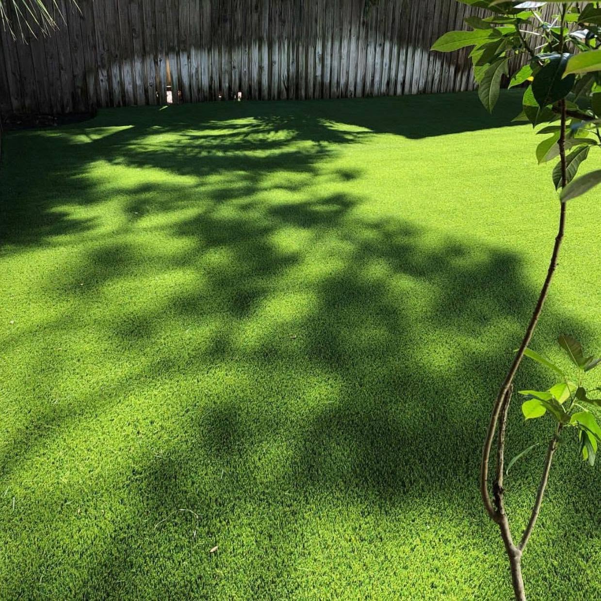 Turf Hub Natural Blend Pro Artificial Grass product detail